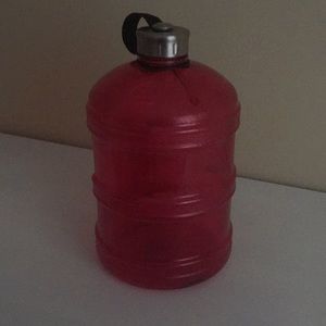 A pink jug waterbottle